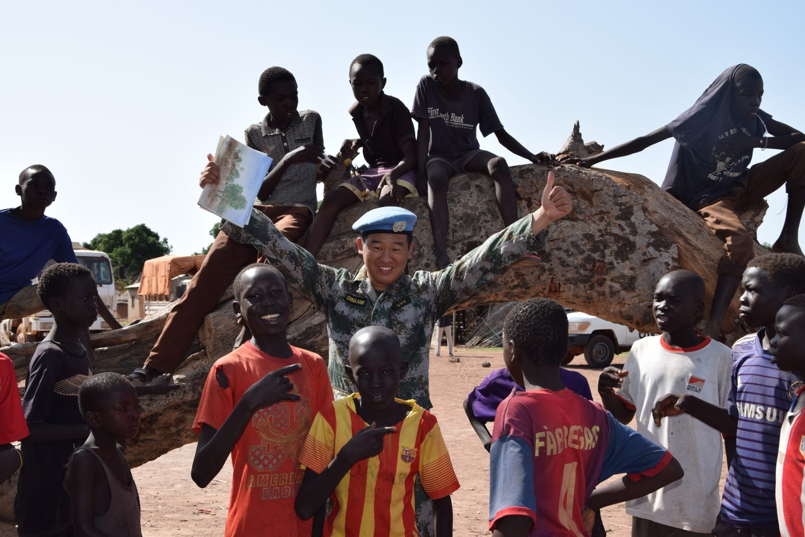 Fantao and children